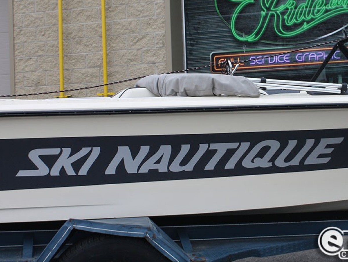 boat-wrap-ski-nautique-custom-graphics